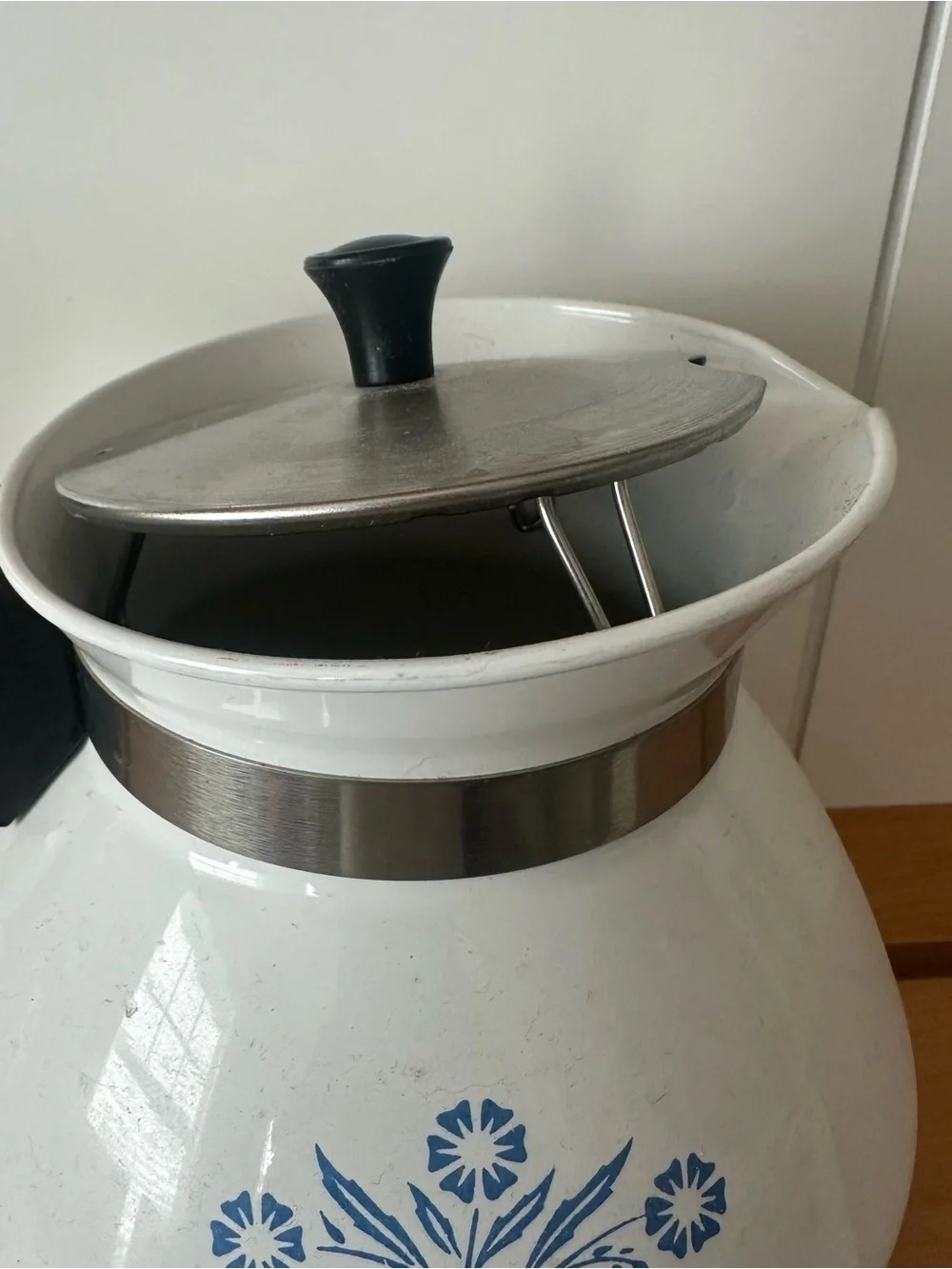 Vintage Corning Ware Cornflower Enamel Coffee Pot with lid